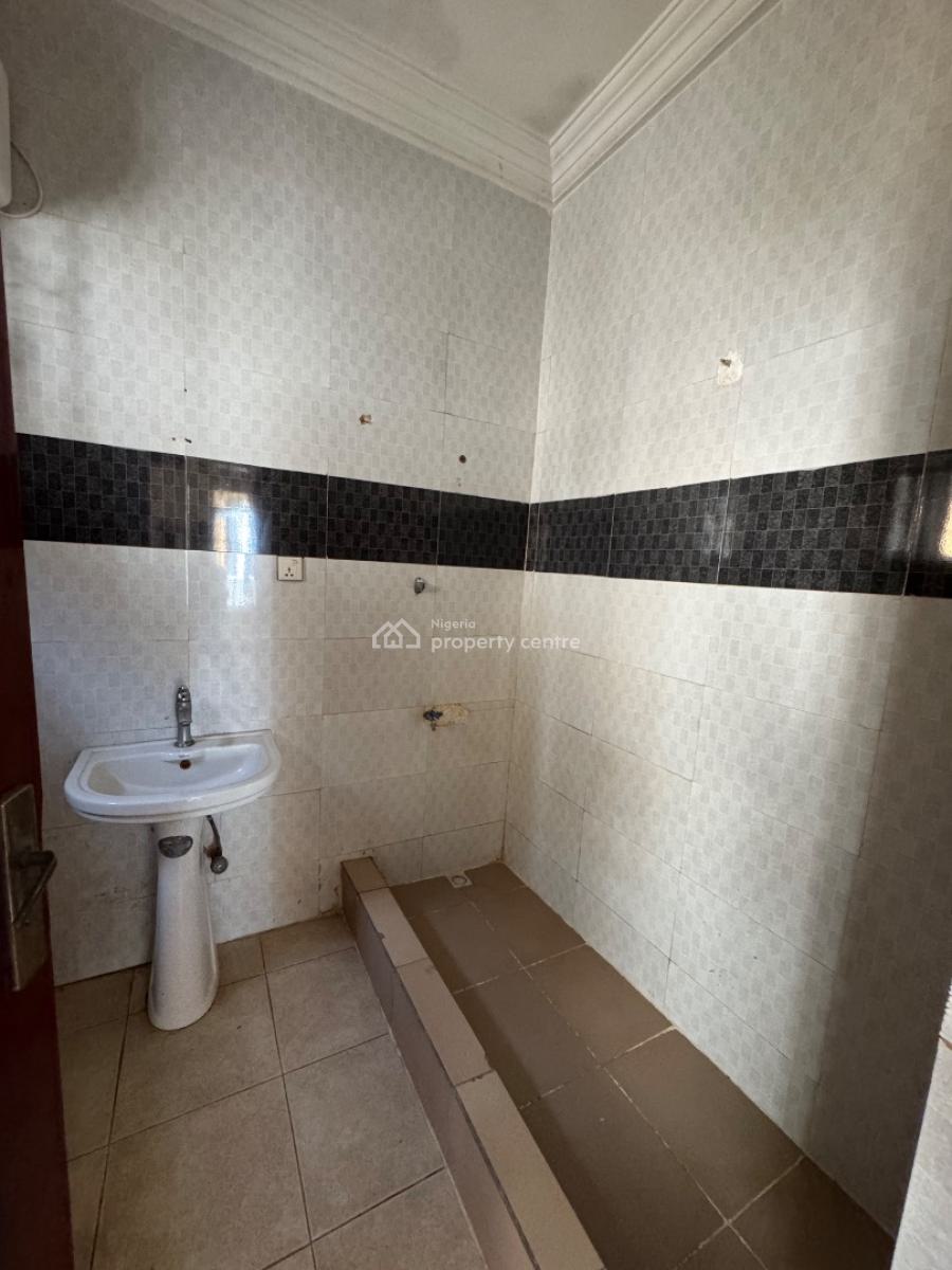 Self Contain, Bera Estate, Lekki Expressway, Lekki, Lagos, Self Contain (single Rooms) for Rent