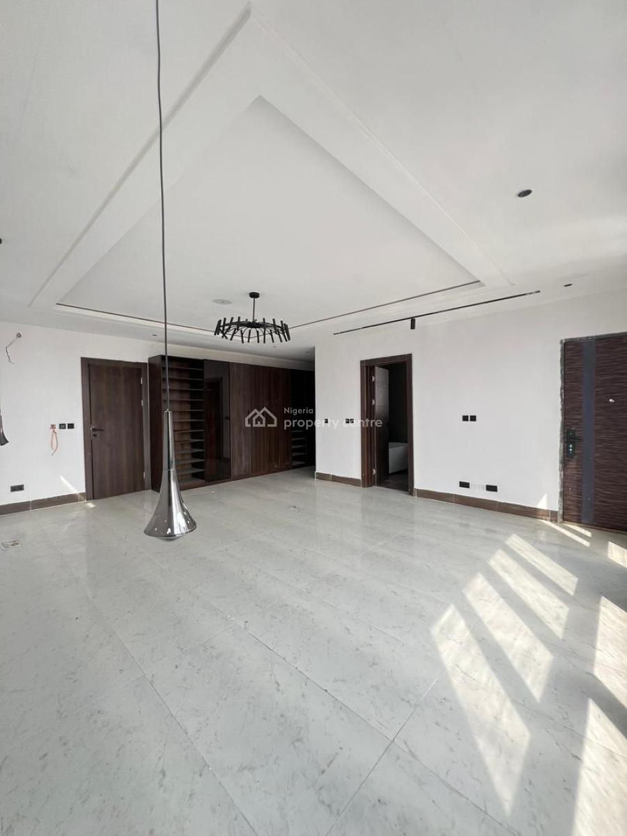 Capacious 5 Bedroom Fully Detached Duplex with Pool & Bq, Lekki Phase 1, Lekki, Lagos, Detached Duplex for Sale