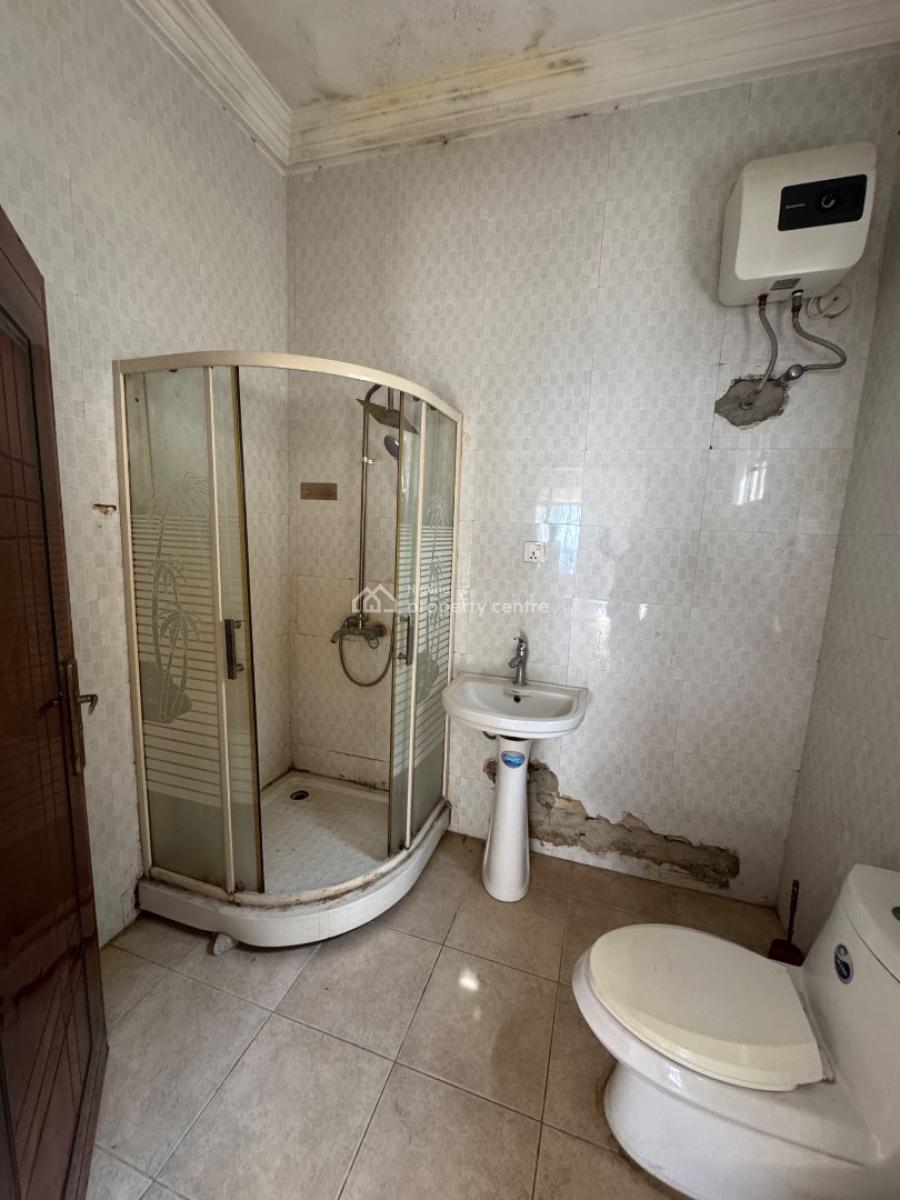 Self Contain, Bera Estate, Lekki Expressway, Lekki, Lagos, Self Contain (single Rooms) for Rent