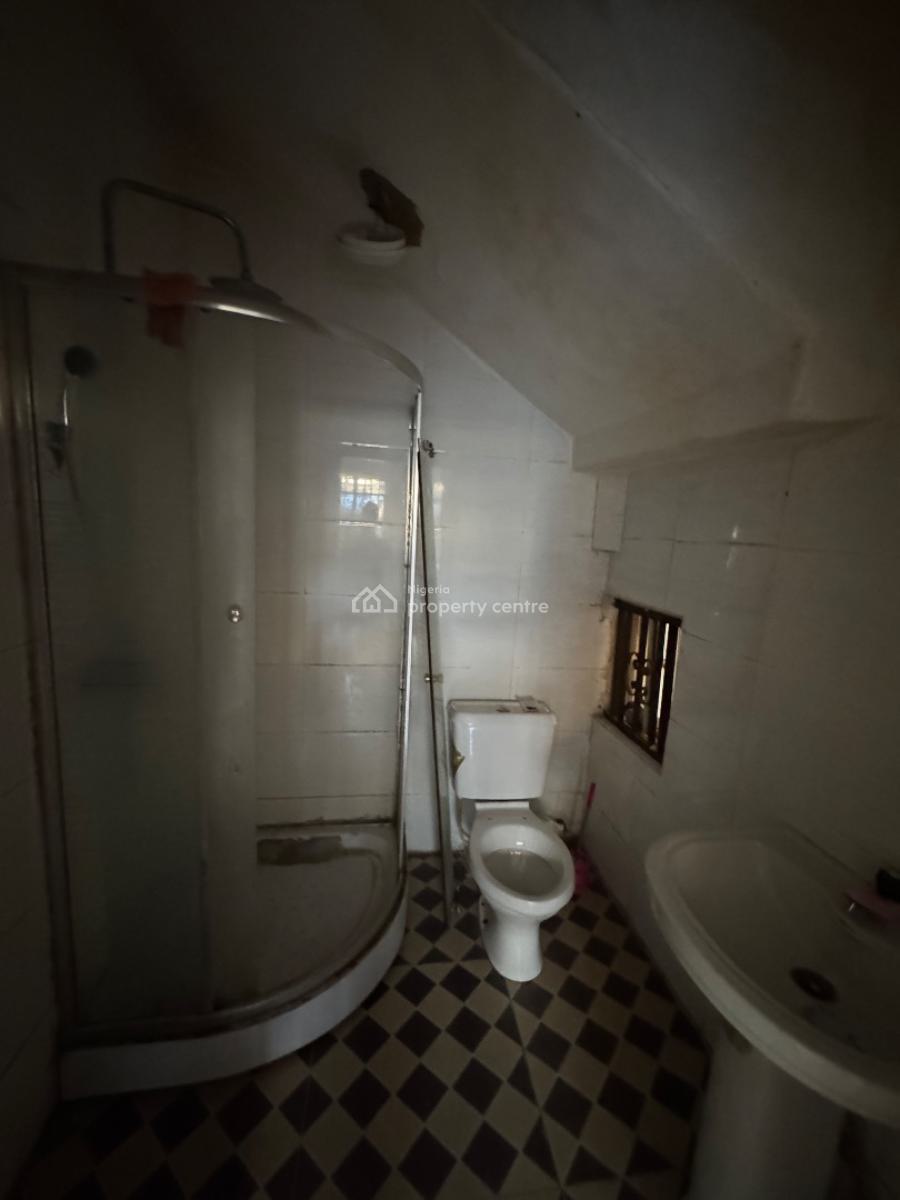 Self Contain, Bera Estate, Lekki Expressway, Lekki, Lagos, Self Contain (single Rooms) for Rent