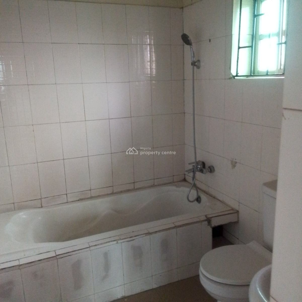 Very Spacious 3bedroom Flat at Anthony Maryland Lagos, Anthony Maryland, Anthony, Maryland, Lagos, Flat / Apartment for Rent