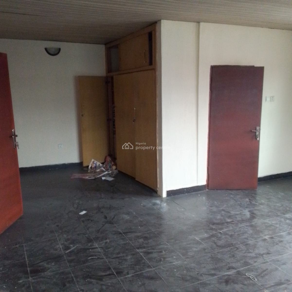 Very Spacious 3bedroom Flat at Anthony Maryland Lagos, Anthony Maryland, Anthony, Maryland, Lagos, Flat / Apartment for Rent