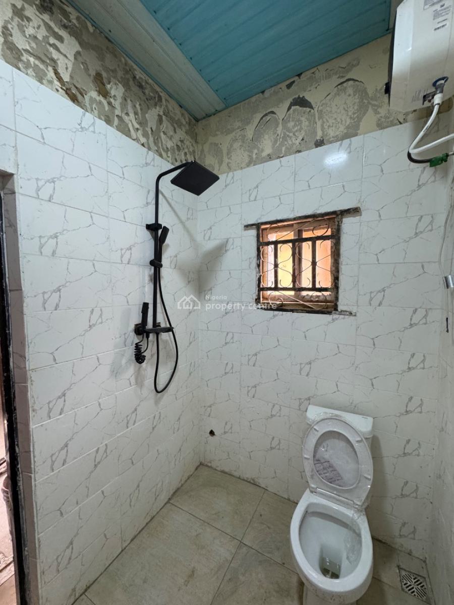 Miniflat, Off Admiralty Way, Lekki Phase 1, Lekki, Lagos, Mini Flat (room and Parlour) for Rent