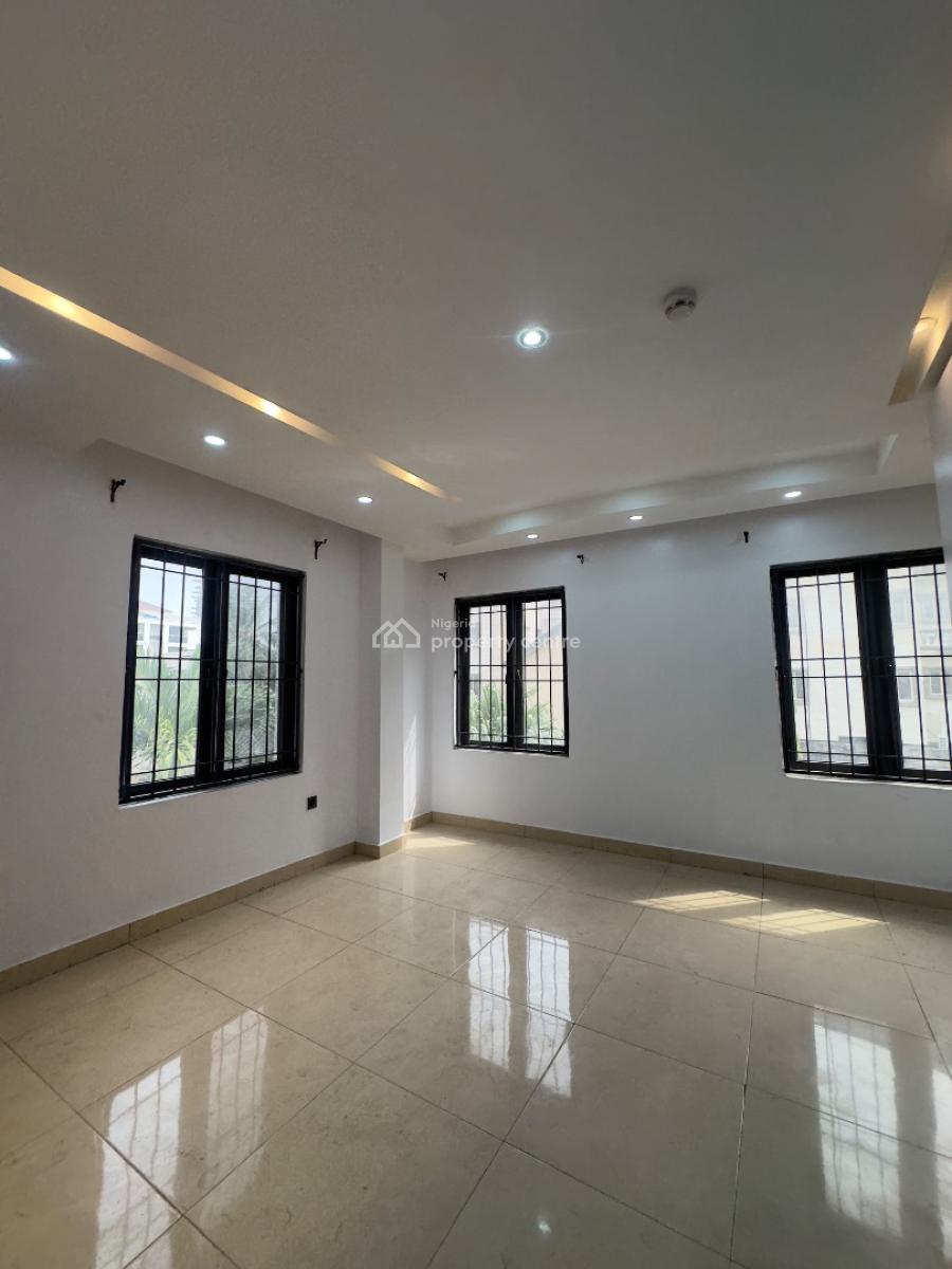 Fully Serviced 3bedroom Apartment and a Bq, Off Palace Road, Oniru, Victoria Island (vi), Lagos, Flat / Apartment for Rent