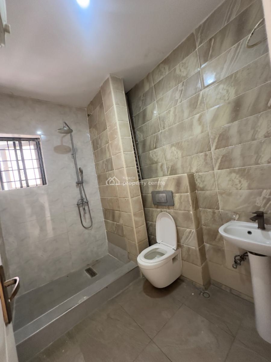 Fully Serviced 3bedroom Apartment and a Bq, Off Palace Road, Oniru, Victoria Island (vi), Lagos, Flat / Apartment for Rent