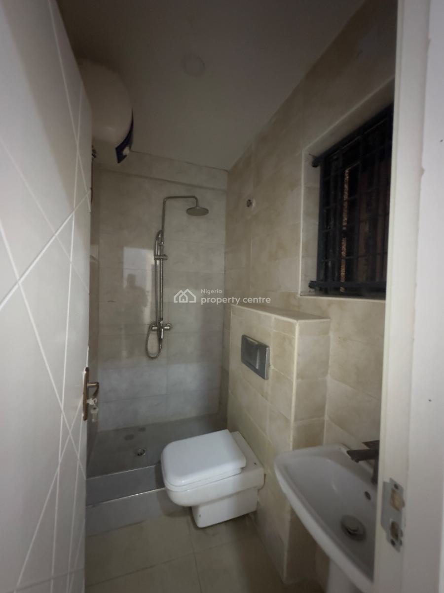 Fully Serviced 3bedroom Apartment and a Bq, Off Palace Road, Oniru, Victoria Island (vi), Lagos, Flat / Apartment for Rent