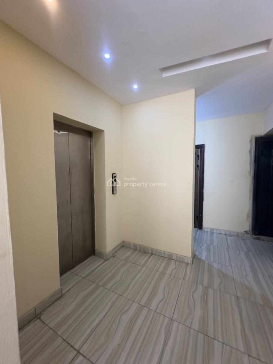 Fully Serviced 3bedroom Apartment and a Bq, Off Palace Road, Oniru, Victoria Island (vi), Lagos, Flat / Apartment for Rent