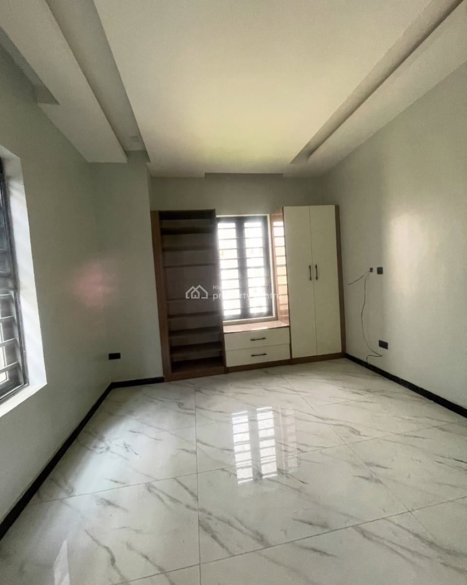 Serviced 2 Bedroom Apartment with En-suite Rooms, Freedom Way, Lekki Phase 1, Lekki, Lagos, Flat / Apartment for Rent