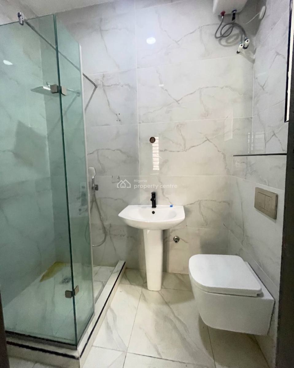 Serviced 2 Bedroom Apartment with En-suite Rooms, Freedom Way, Lekki Phase 1, Lekki, Lagos, Flat / Apartment for Rent