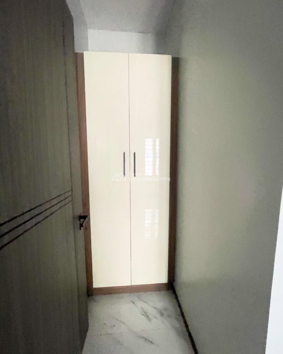 Serviced 2 Bedroom Apartment with En-suite Rooms, Freedom Way, Lekki Phase 1, Lekki, Lagos, Flat / Apartment for Rent