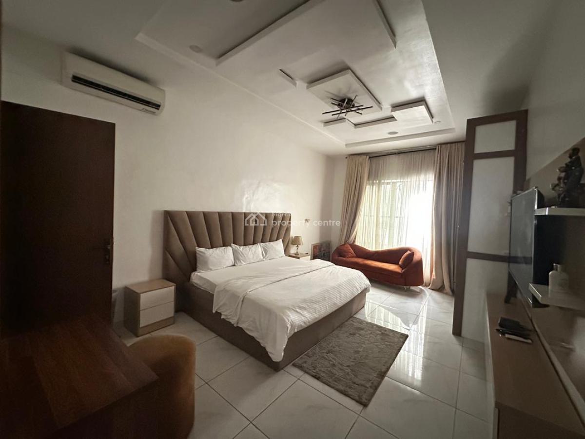 Stunning Furnished 2-bed in Idado, Lekki, Ibuku Awoshika Street Idado By Ss James and Philip Catholic Church, Lekki, Lagos, Flat / Apartment for Rent