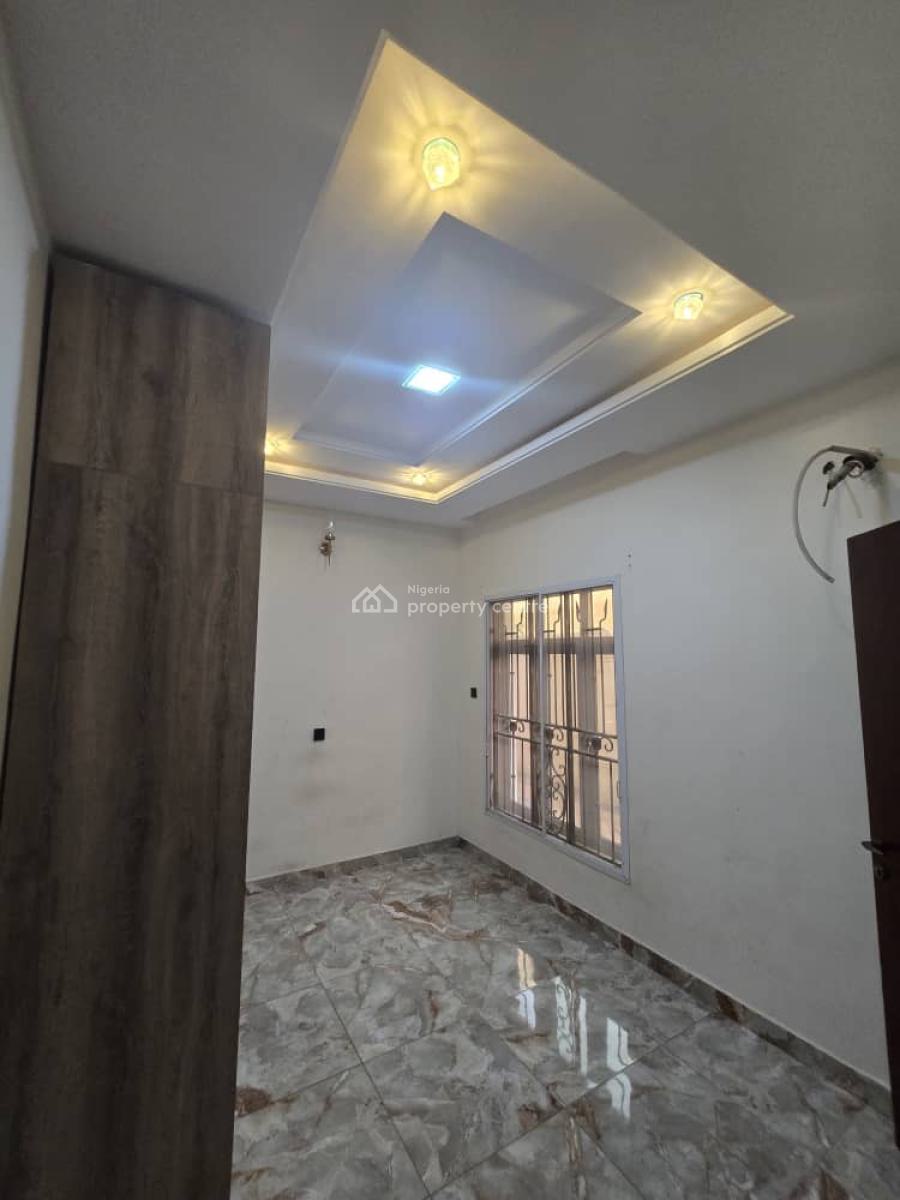 Luxury 5 Bedroom Duplex, Omole Phase 2, Ikeja, Lagos, Semi-detached Duplex for Rent
