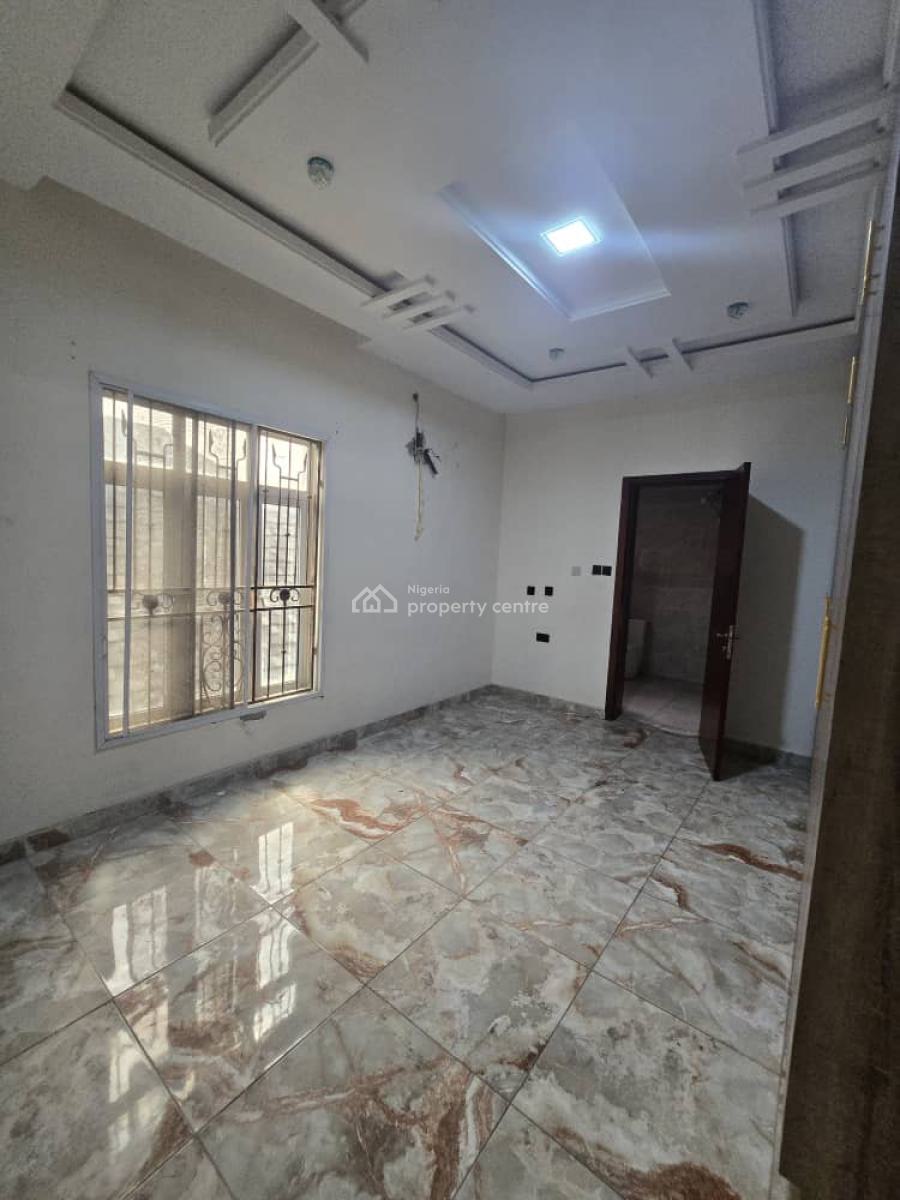 Luxury 5 Bedroom Duplex, Omole Phase 2, Ikeja, Lagos, Semi-detached Duplex for Rent