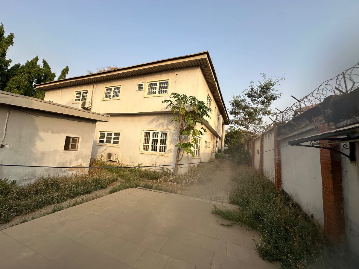 5 Bedroom Fully Detached Duplex with Bq, Maitama District, Abuja, Detached Duplex for Rent