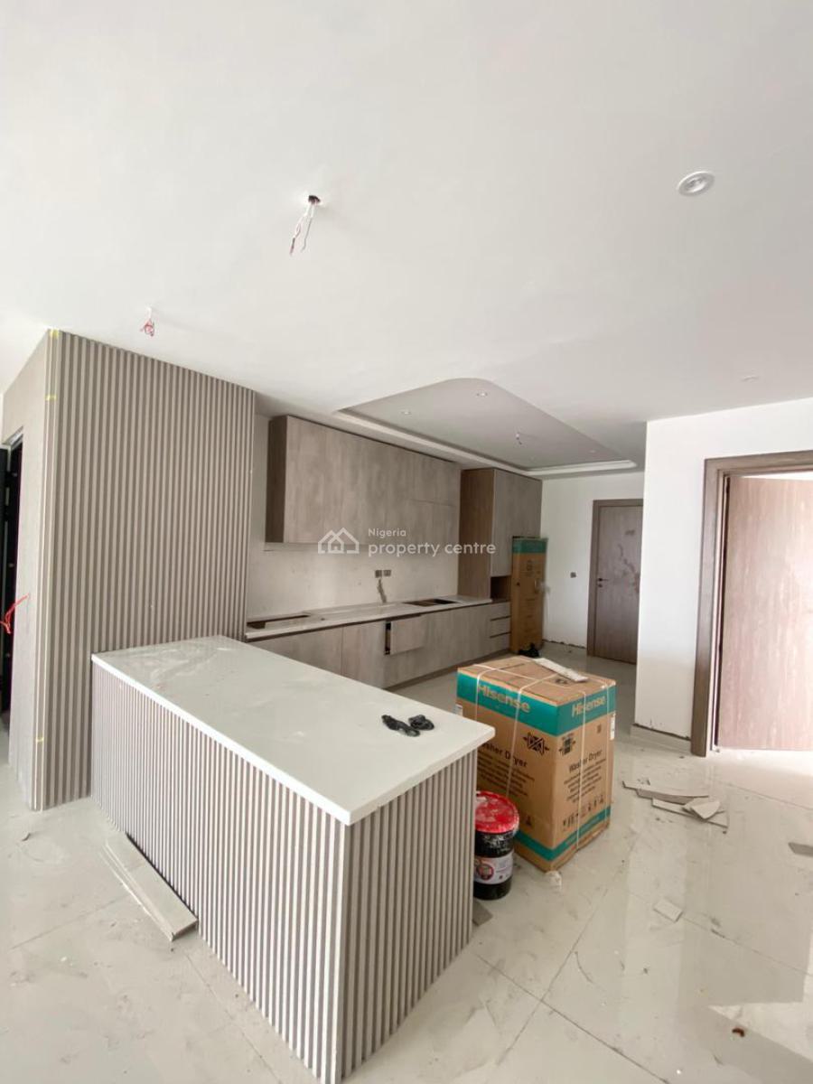 Prime Residential 3-bedroom Apartment with Modern Amenities, Lekki Phase 1, Lekki, Lagos, Block of Flats for Sale