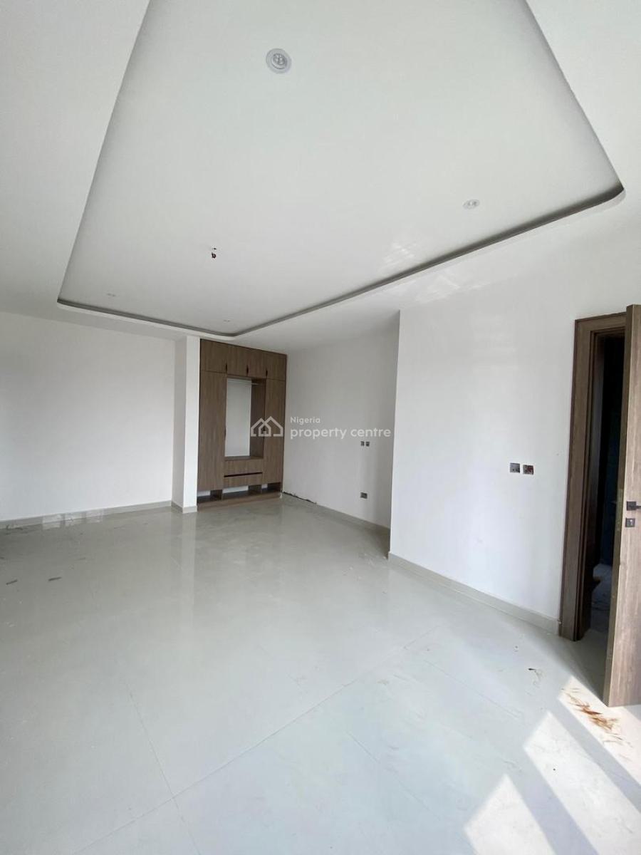 Prime Residential 3-bedroom Apartment with Modern Amenities, Lekki Phase 1, Lekki, Lagos, Block of Flats for Sale