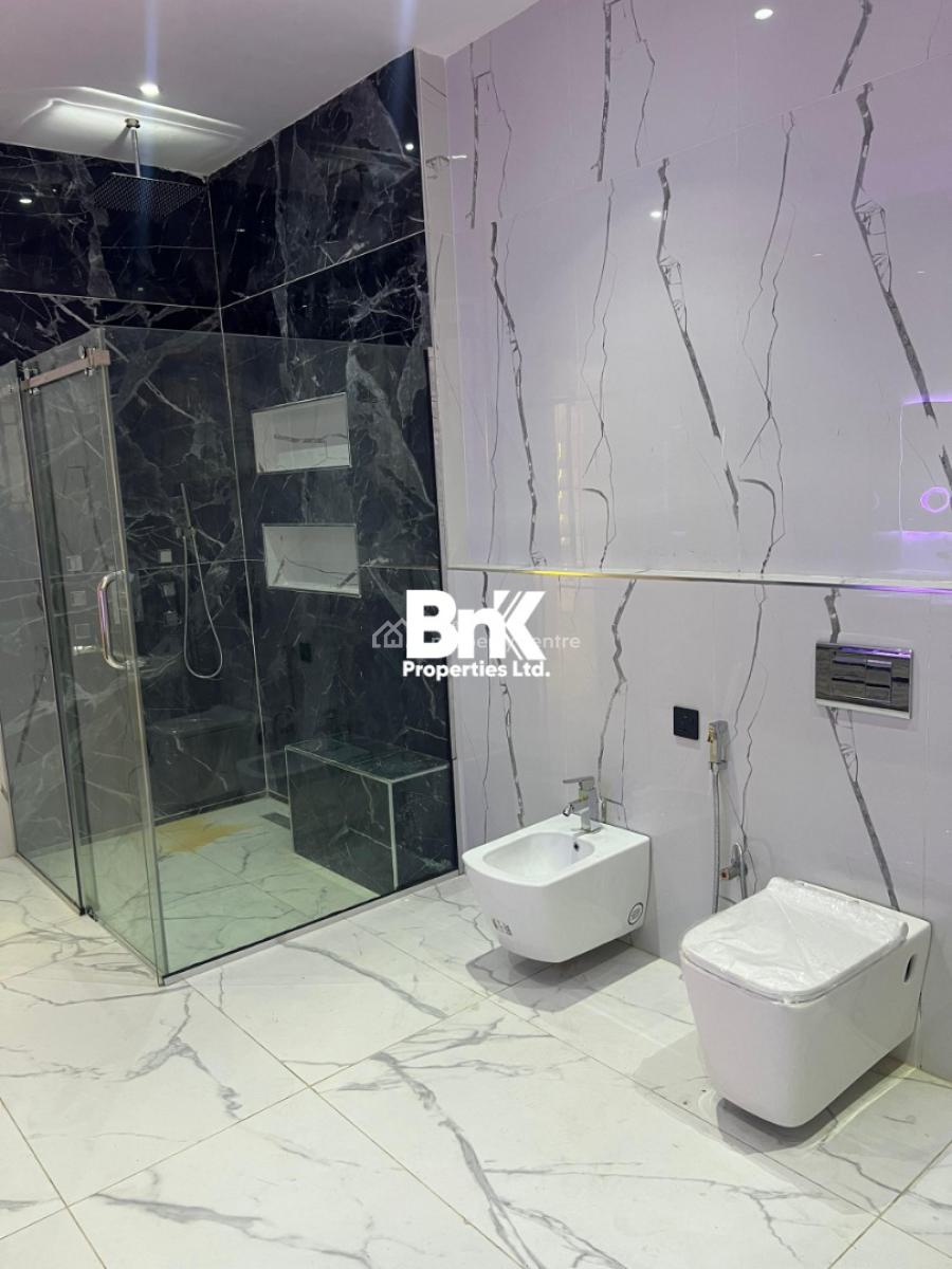 5 Bedrooms Fully Detached House Sitting on 850 Sqm with a Room Bq, Lekki Phase 1, Lekki, Lagos, Detached Duplex for Rent