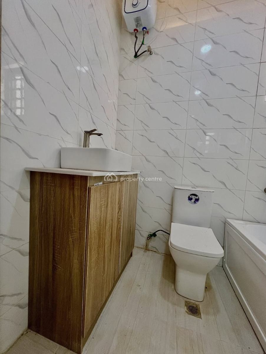 Units of Serviced 4 Bedroom Terrace Duplex Middle Unit, Ajah, Lagos, Terraced Duplex for Sale