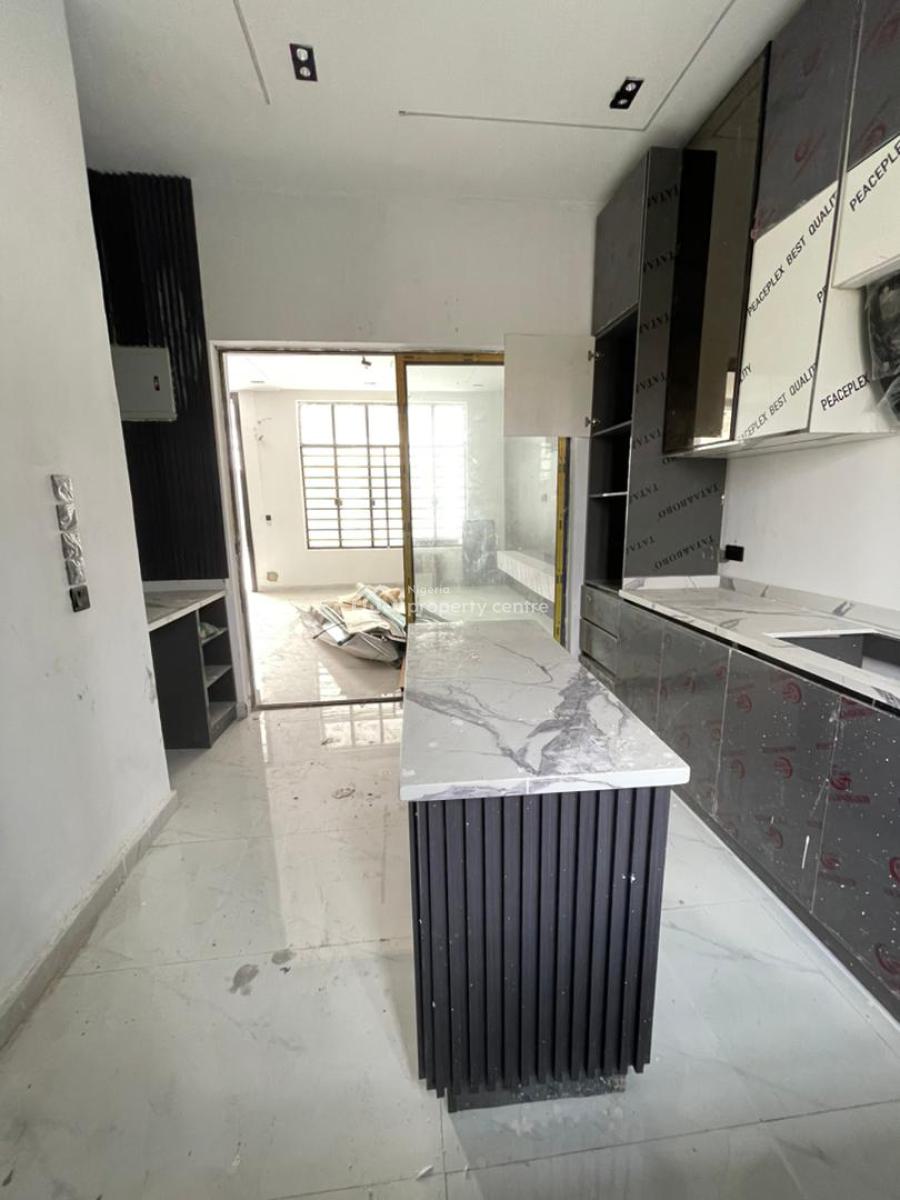 4 Bedrooms Semi Detached Duplex with a Bq, Ikota, Lekki, Lagos, Semi-detached Duplex for Sale