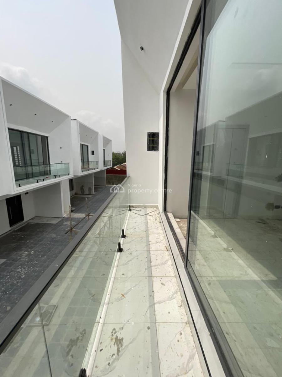 4 Bedrooms Semi Detached Duplex with a Bq, Ikota, Lekki, Lagos, Semi-detached Duplex for Sale