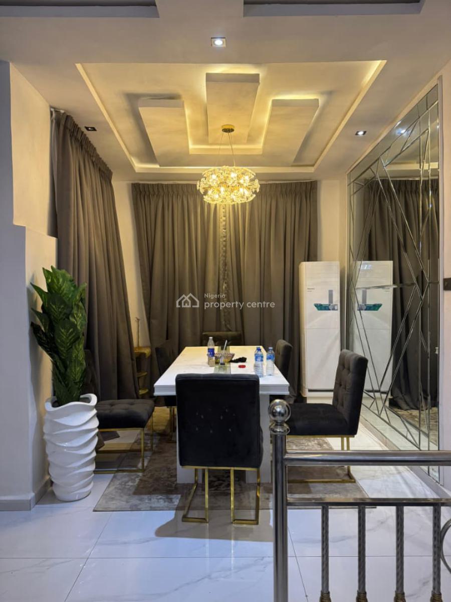 Fully Furnished Four (4) Bedroom Detached Bungalow with a Gate House, Shelter Afrique Estate Extension, Uyo, Akwa Ibom, Detached Bungalow for Sale