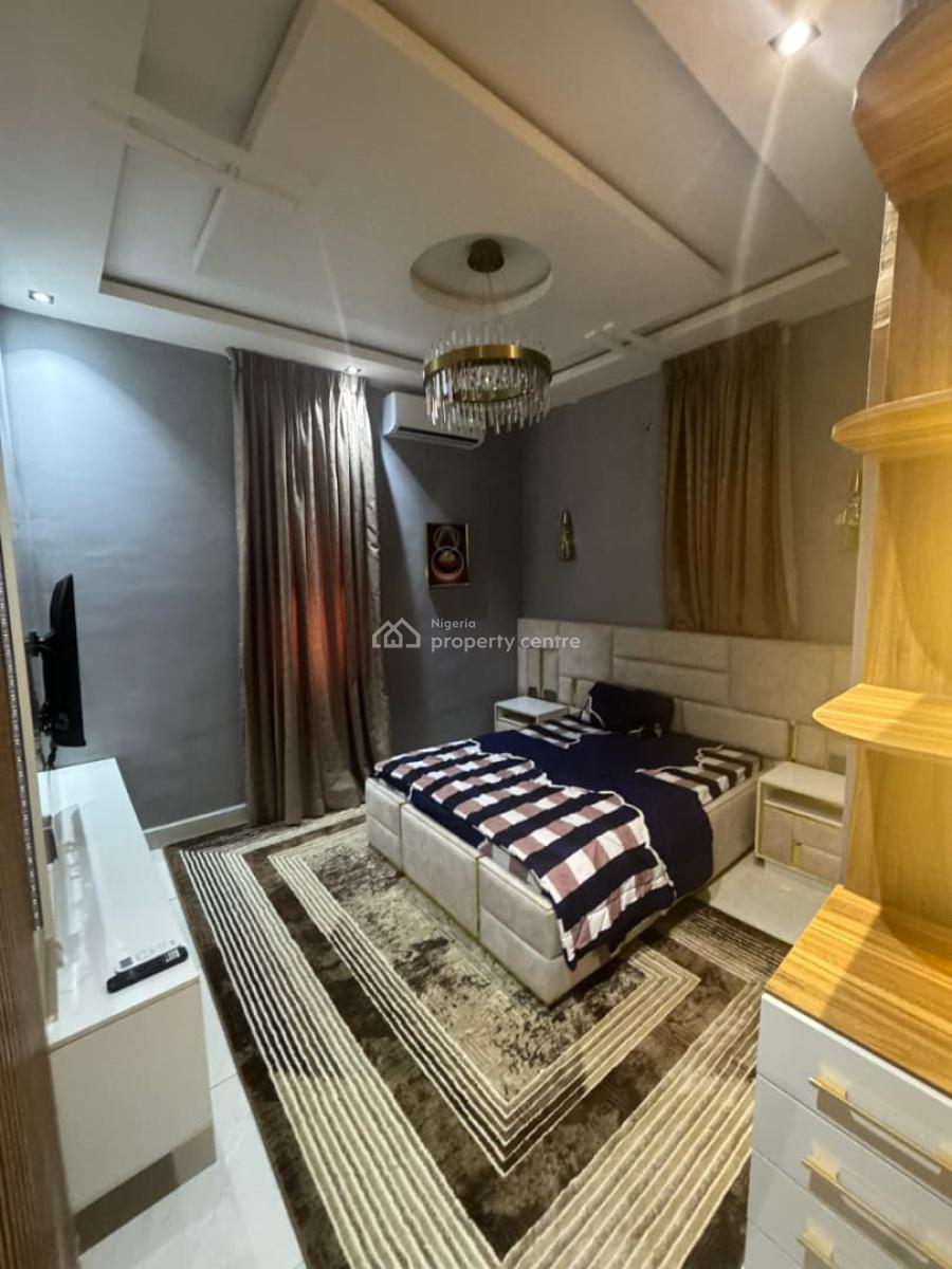 Fully Furnished Four (4) Bedroom Detached Bungalow with a Gate House, Shelter Afrique Estate Extension, Uyo, Akwa Ibom, Detached Bungalow for Sale