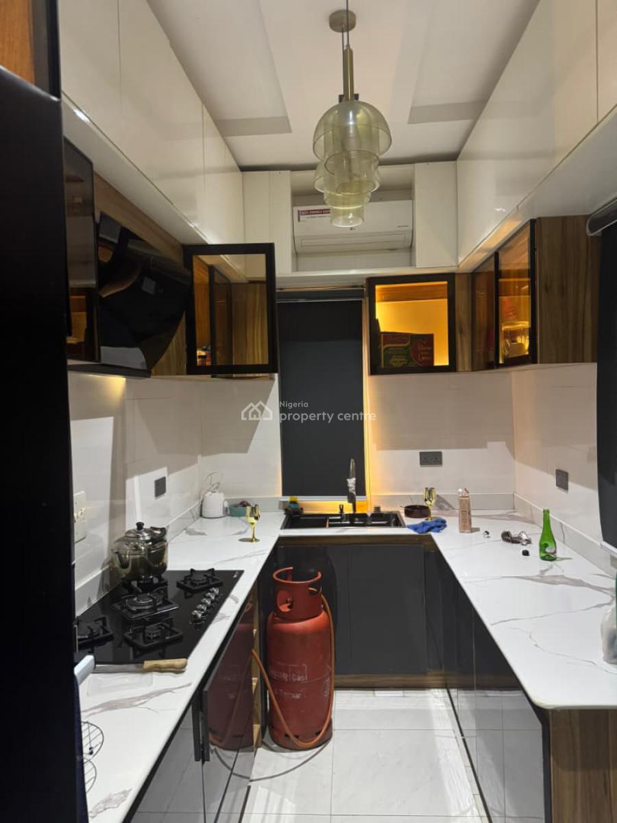 Fully Furnished Four (4) Bedroom Detached Bungalow with a Gate House, Shelter Afrique Estate Extension, Uyo, Akwa Ibom, Detached Bungalow for Sale