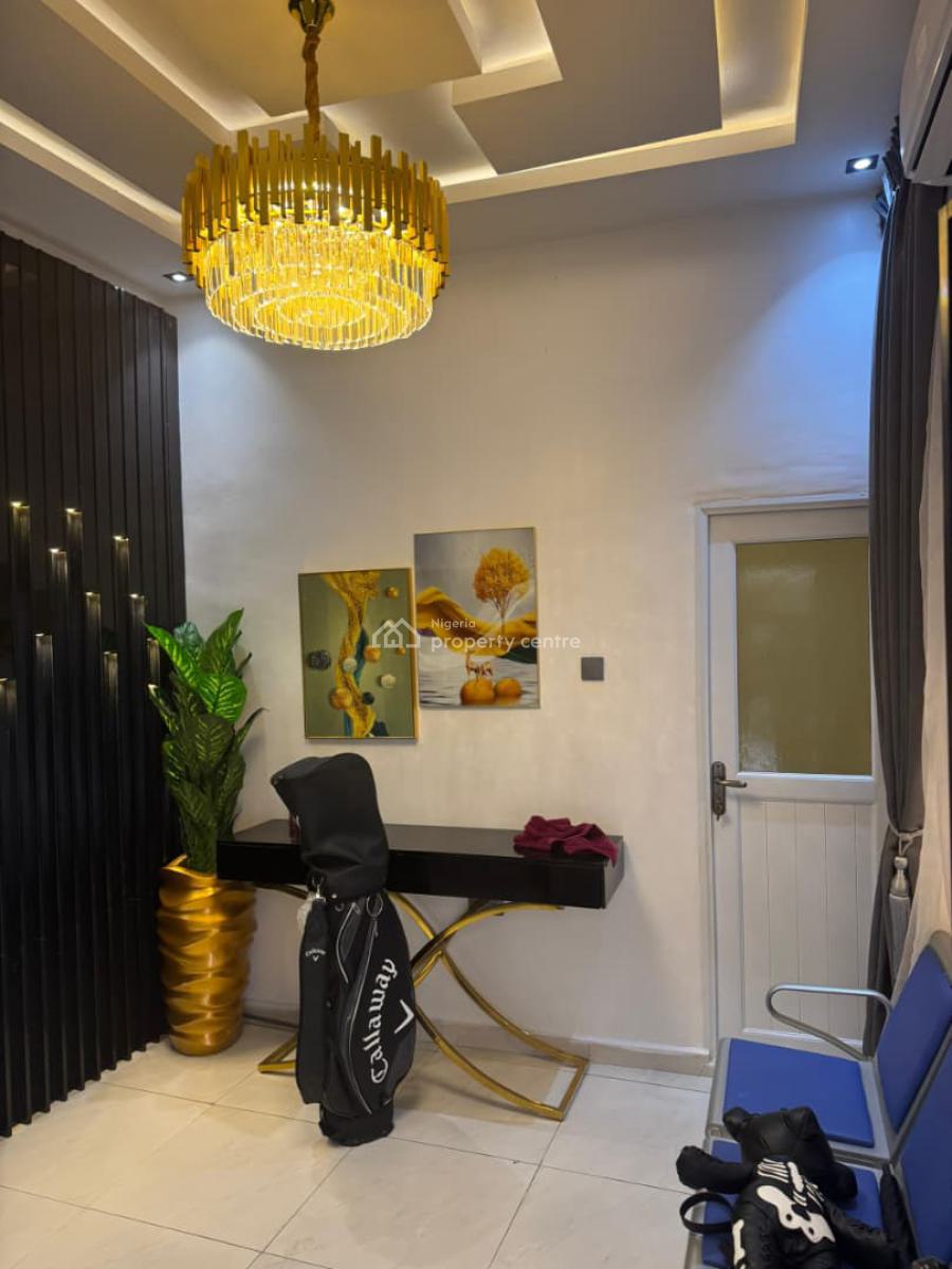 Fully Furnished Four (4) Bedroom Detached Bungalow with a Gate House, Shelter Afrique Estate Extension, Uyo, Akwa Ibom, Detached Bungalow for Sale