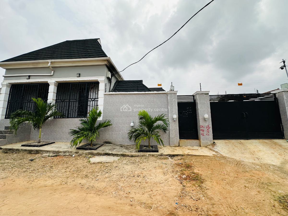 Beautifully Built 4 Bedroom Detached Bungalow + Shop, Bq, Laundry, Etc, Ikorodu, Lagos, Detached Bungalow for Sale