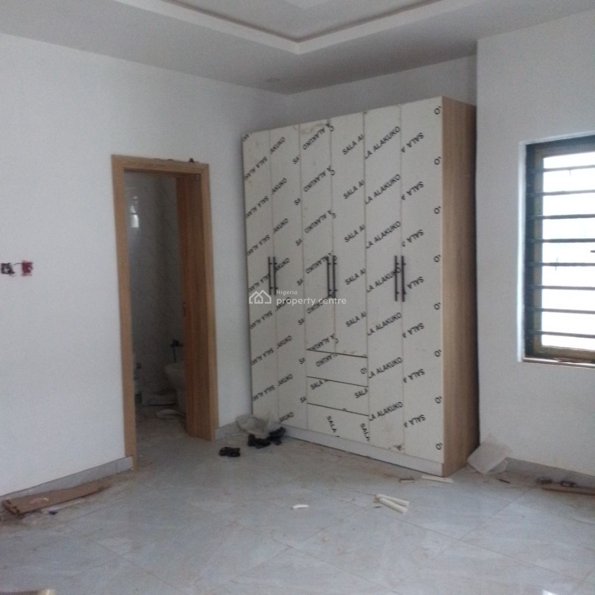 Newly Built 3 Bedroom Flat, Maryland, Lagos, Flat / Apartment for Sale