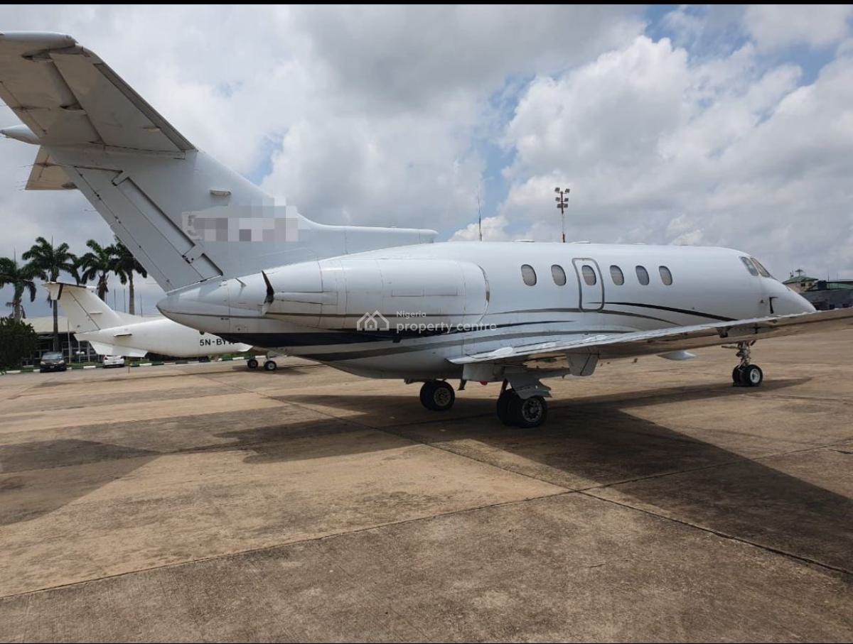 Private Jet Name: Hawker 800 Year : 2002, Asokoro District, Abuja, Commercial Property for Sale
