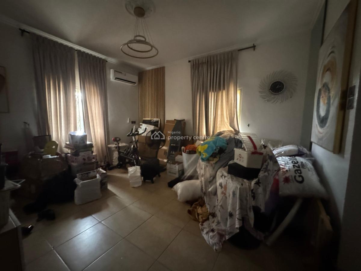 a 3 Bedroom Apartment, Magodo Shangisha, Gra Phase 2, Magodo, Lagos, Block of Flats for Sale