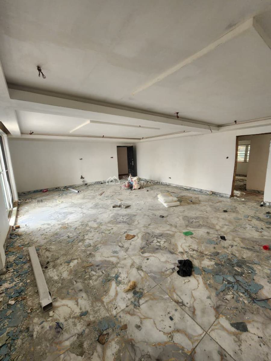 Massive 3-bedroom Flat, Off Mabo Street, Surulere, Lagos, Flat / Apartment for Rent