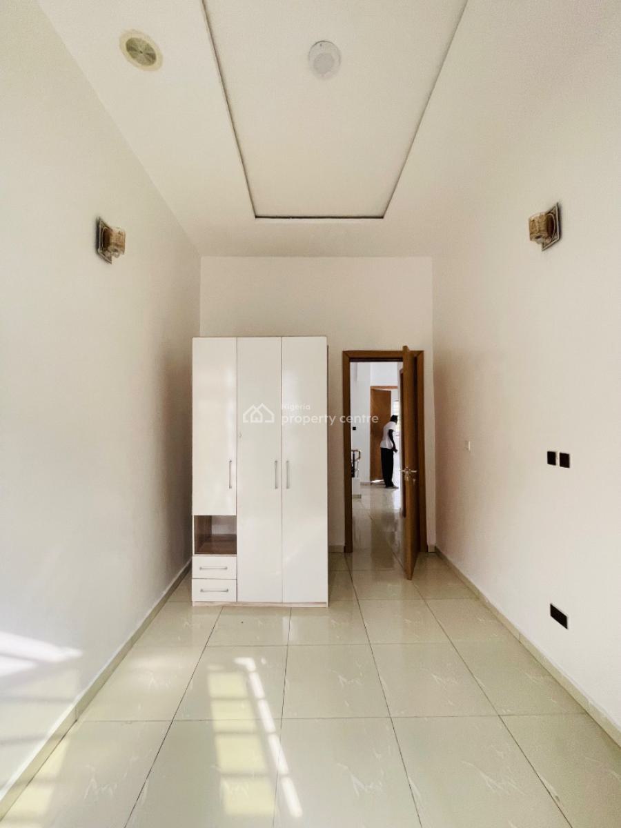 4 Bedroom Semi Detached Duplex in a Secured Estate, Oral Estate, Ikota, Lekki, Lagos, Semi-detached Duplex for Rent