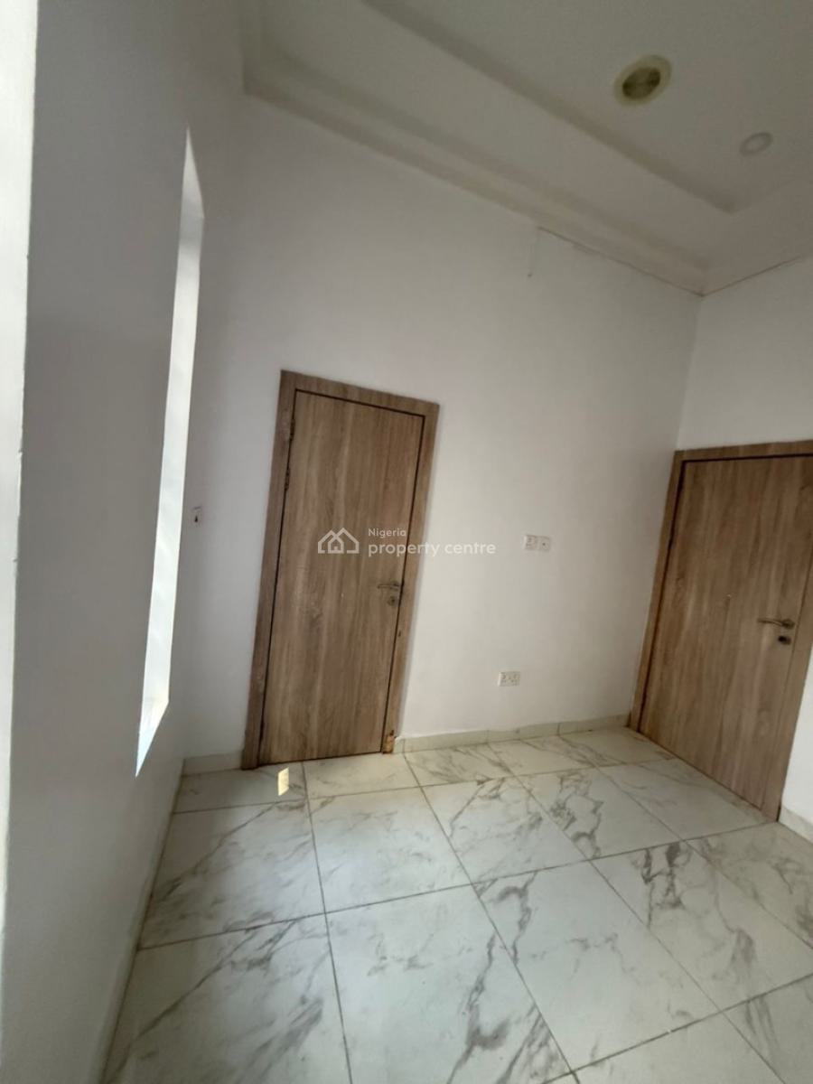Mini Flat, Ikota, Lekki, Lagos, Commercial Property for Rent