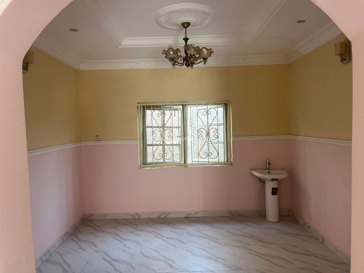 a Well Maintained Massive 4 Bedroom Semi Detached House, Ikate Elegushi, Lekki, Lagos, House for Rent