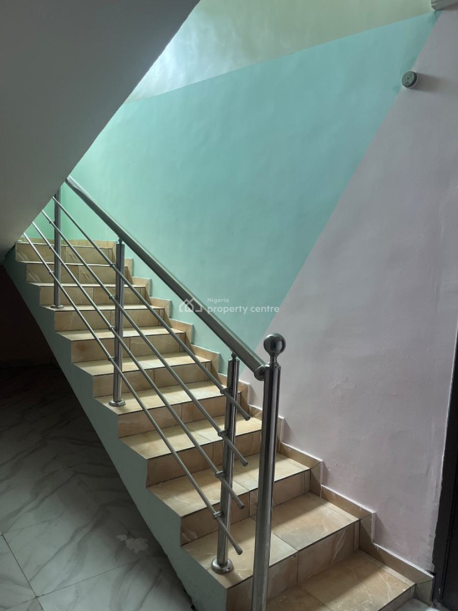 a Well Maintained Massive 4 Bedroom Semi Detached House, Ikate Elegushi, Lekki, Lagos, House for Rent