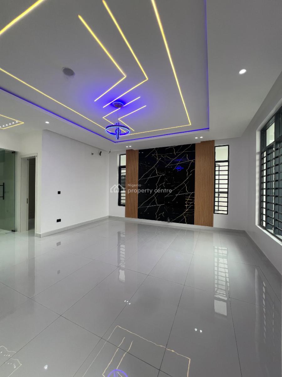 4-bedroom Detached Home - Fitted Kitchen & Master En-suite, Ajah, Lagos, Detached Duplex for Sale