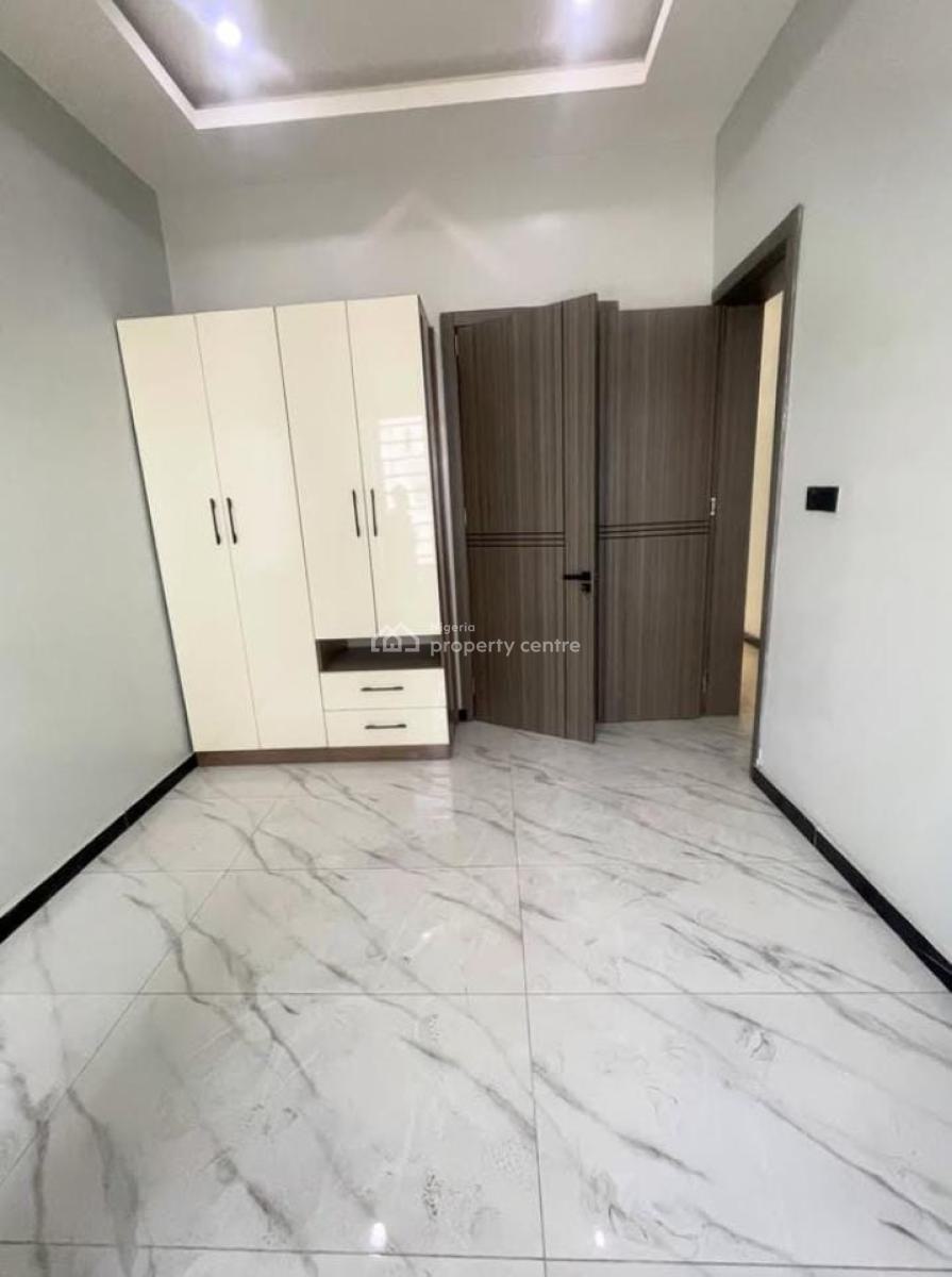 2 Bedroom Apartment at Freedom Way, Lekki Phase 1, Lekki, Lagos, Flat / Apartment for Rent
