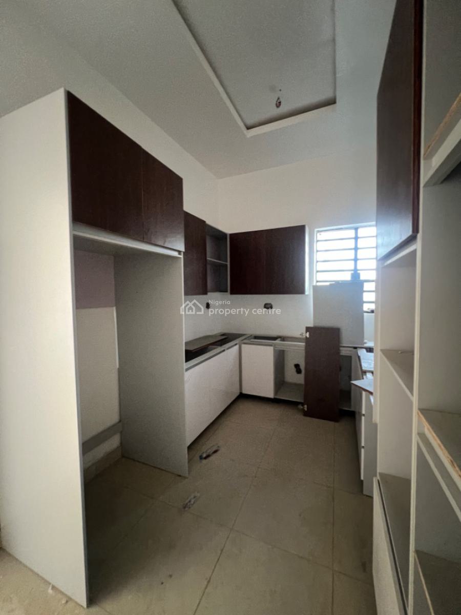 Nicely Built 3 Bedroom Apartment with Bq, Ikeja Gra, Ikeja, Lagos, Flat / Apartment for Sale