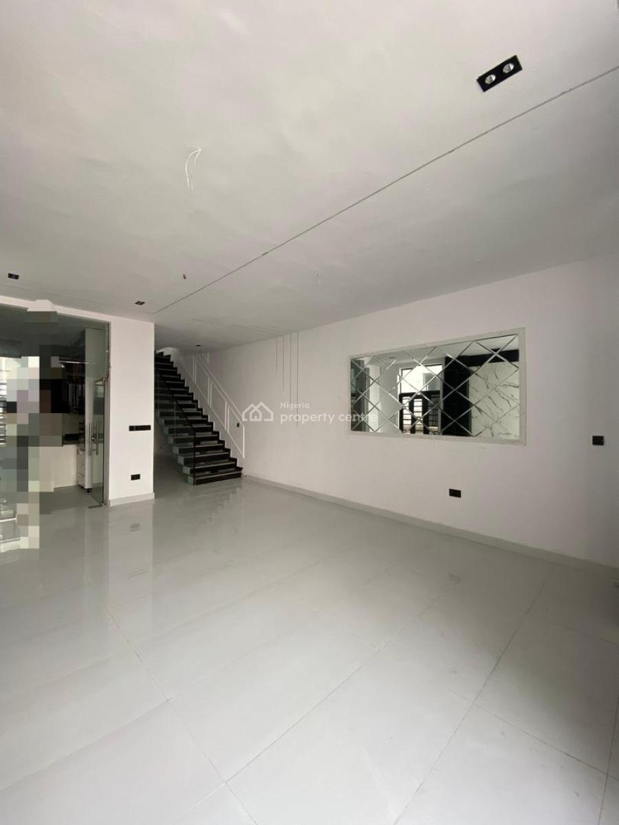 Tastefully Built 4 Bedroom Semi Detached Duplex with Bq, Ikota, Lekki, Lagos, Semi-detached Duplex for Sale