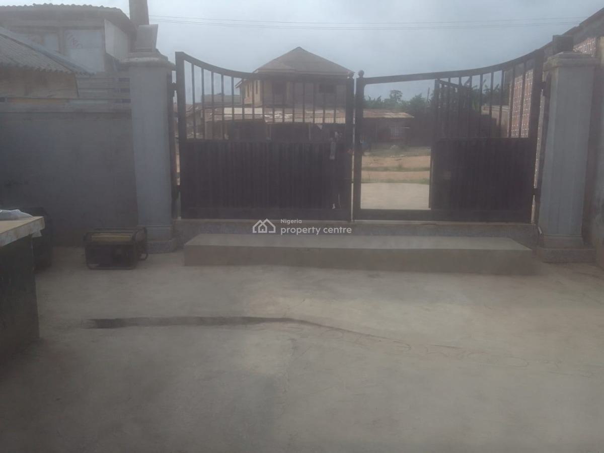 Fenced Half Plot of Land, Igbo-olomu Oke-imuti Itaoluwo Road Via Agric Bus Stop Ikorodu, Isawo, Ikorodu, Lagos, Land for Sale