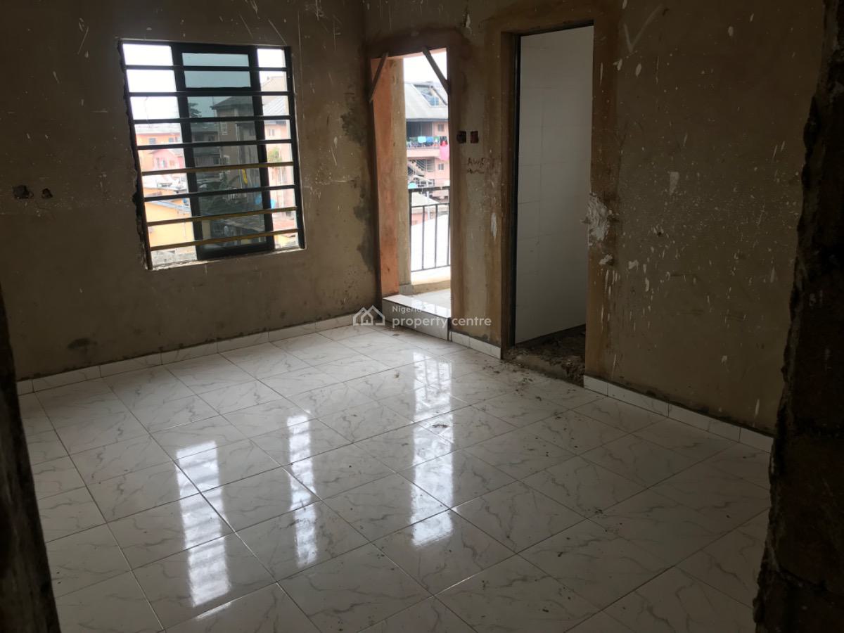 Newly Built Service Selfcontain(24 Hrs Light), Sholanke, Akoka, Yaba, Lagos, Self Contain (single Rooms) for Rent
