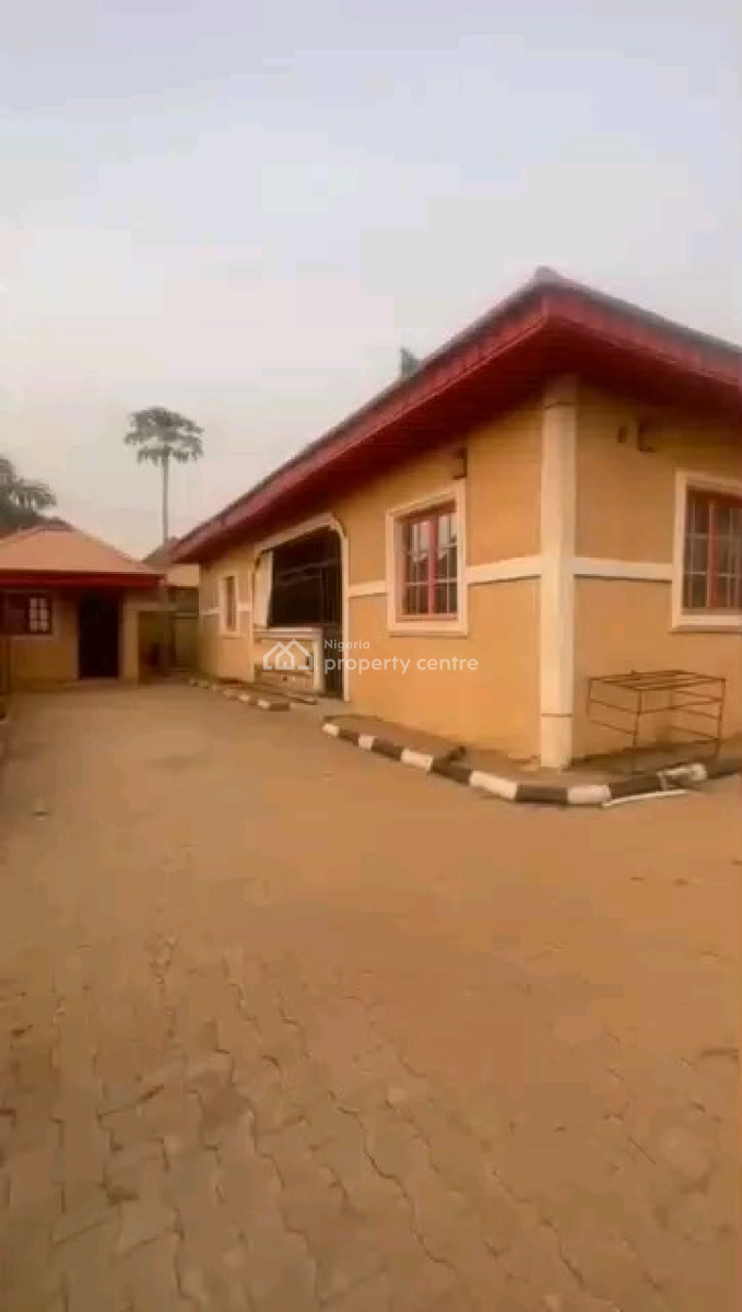 Exclusive 3-bedroom Luxury Bungalow -- Massive Compound, Apo-dutse By Cedarcrest Hospital, Apo, Abuja, Detached Bungalow for Sale