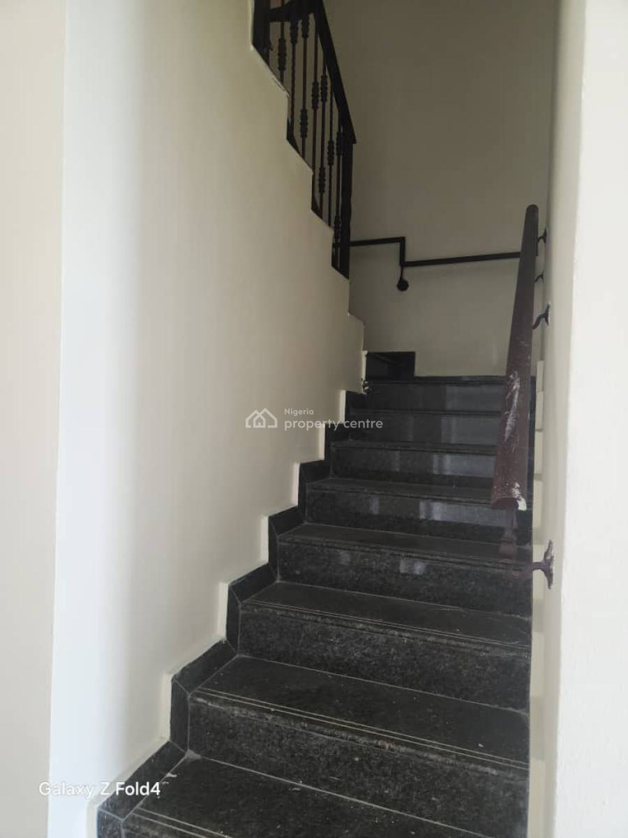 Lovely 4units 3bedroom Apartment with Service Quarters, Off Victoria Arobieke, Lekki Phase 1, Lekki, Lagos, Flat / Apartment for Rent
