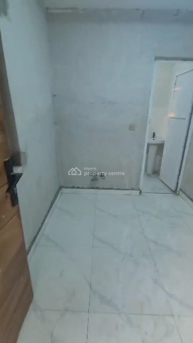 Luxury Newly Built & Fully Serviced 2bedroom Apartment with Bq, Off Admiralty Way, Lekki Phase 1, Lekki, Lagos, Flat / Apartment for Rent