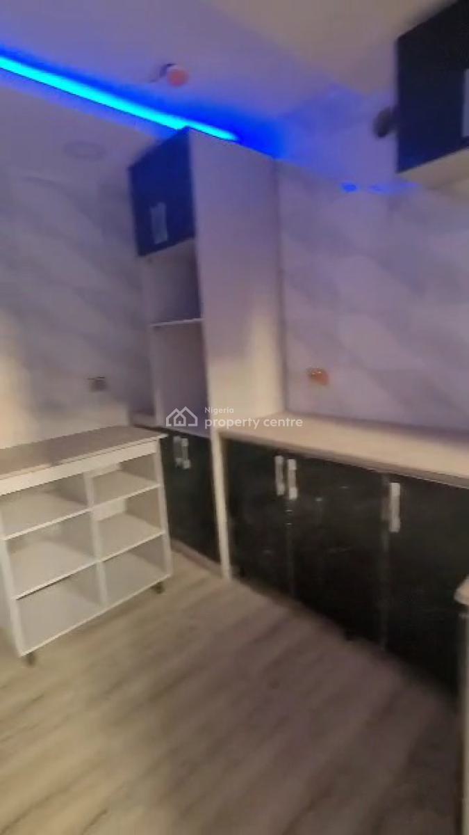 Luxury Newly Built & Fully Serviced 2bedroom Apartment with Bq, Off Admiralty Way, Lekki Phase 1, Lekki, Lagos, Flat / Apartment for Rent