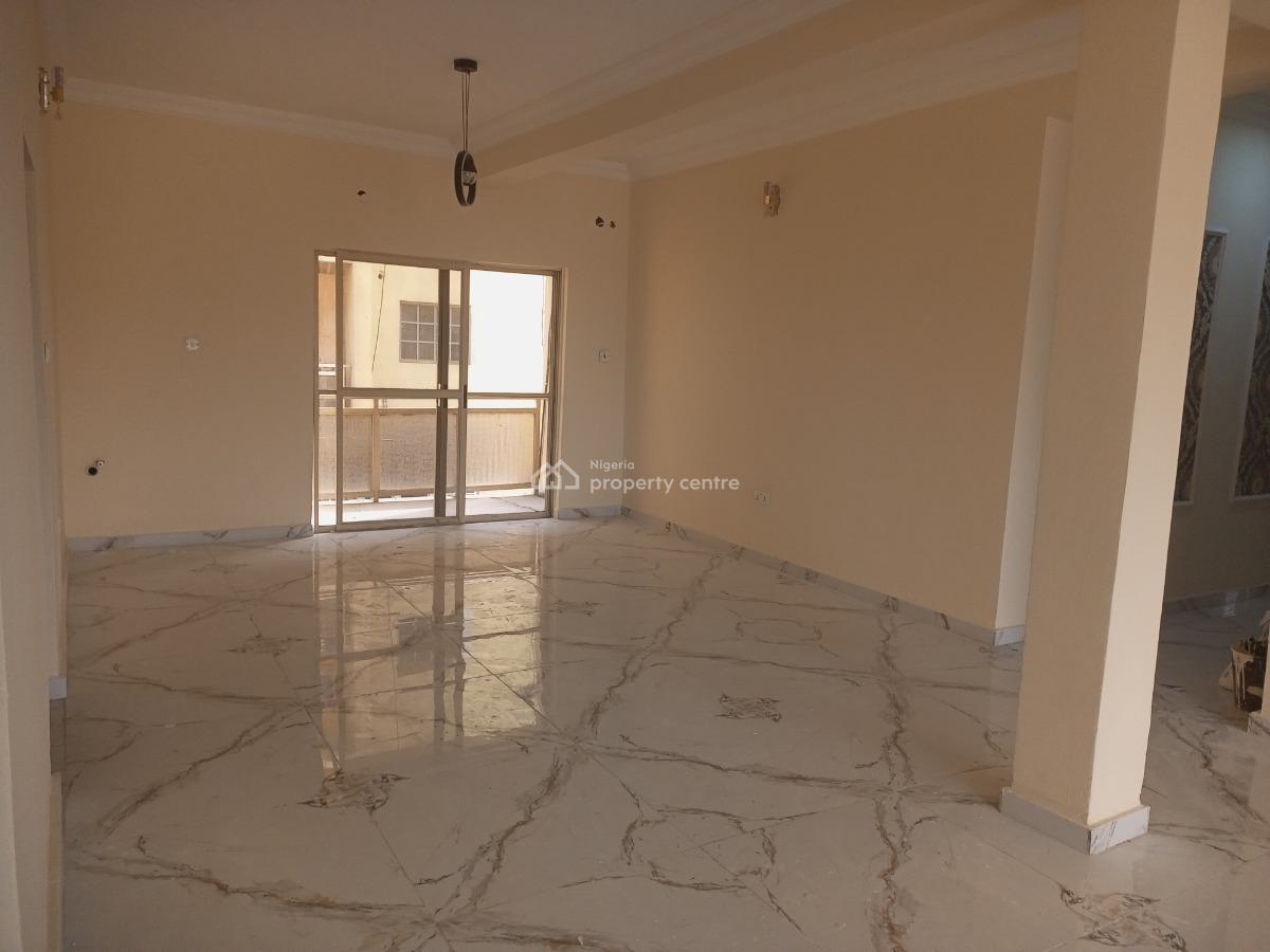 Spacious 3bedroom Flat, Off Meadow Hall, Ikate Elegushi, Lekki, Ikate Elegushi, Lekki, Lagos, Flat / Apartment for Rent