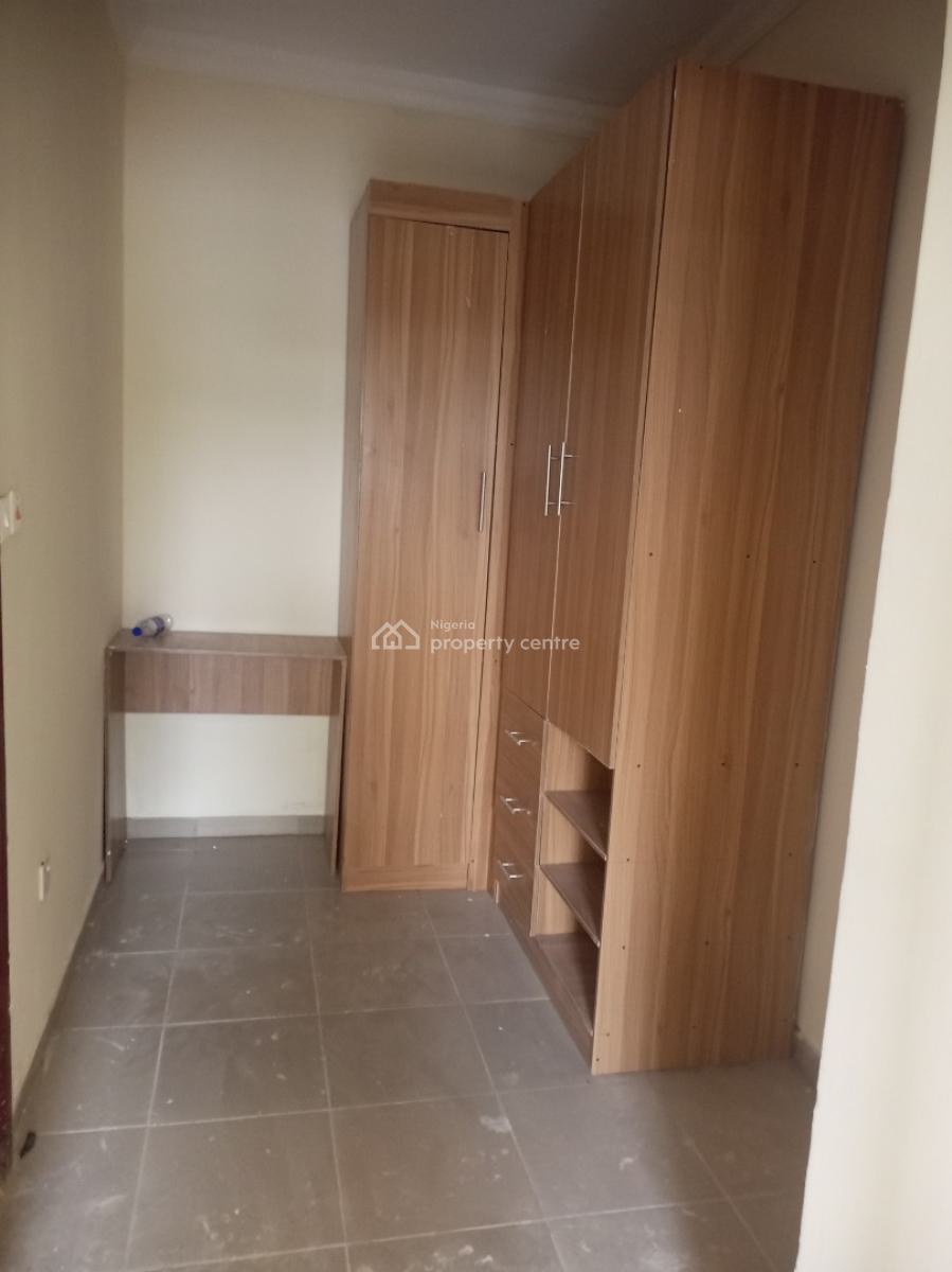 Spacious 3bedroom Flat, Off Meadow Hall, Ikate Elegushi, Lekki, Ikate Elegushi, Lekki, Lagos, Flat / Apartment for Rent