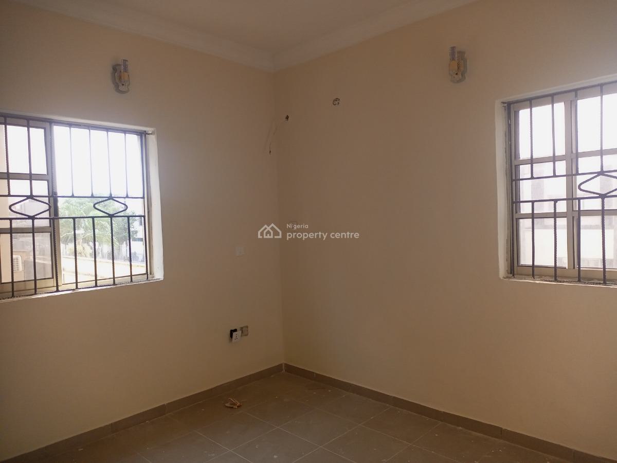 Spacious 3bedroom Flat, Off Meadow Hall, Ikate Elegushi, Lekki, Ikate Elegushi, Lekki, Lagos, Flat / Apartment for Rent